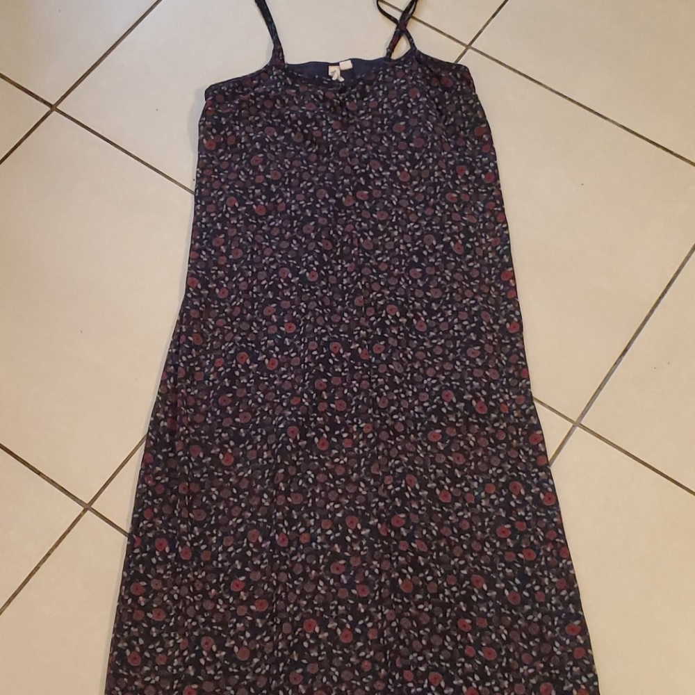 **7 For $25 Cute long maxi dress..